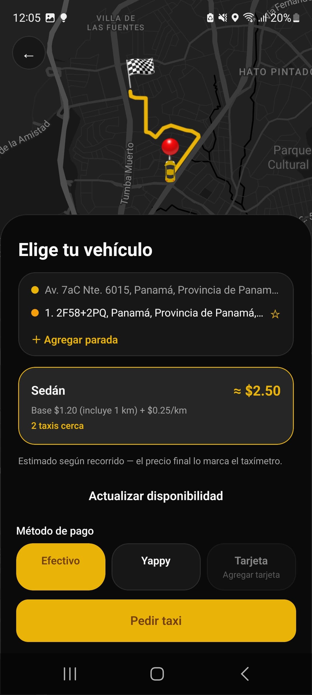 Pantalla de Alco Pasajero antes de confirmar: el recorrido dibujado en el mapa, el estimado del viaje con su tarifa base y su precio por kilómetro, cuántos taxis hay cerca y los métodos de pago.